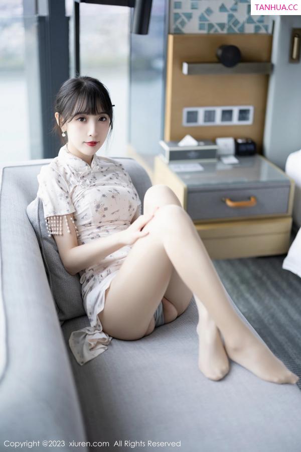 林星阑  [XiuRen]高清写真图 2023.03.01 No.6346 林星阑 旗袍美腿第32张图片